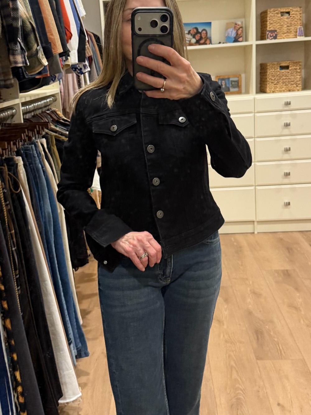 Black Women's Denim Jacket - Classic Button-Up SZ XS